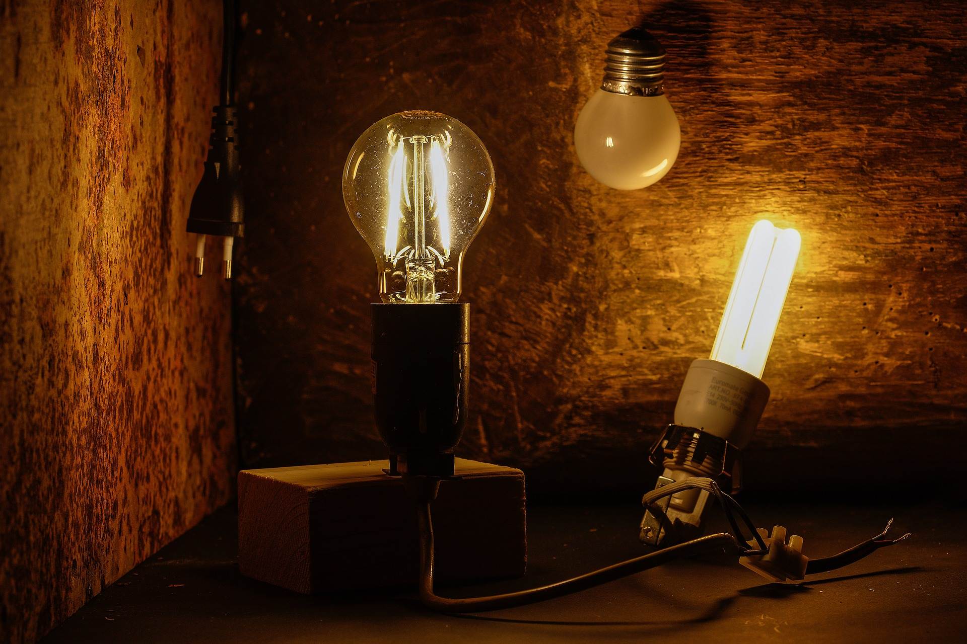 Om oss - el 1 Belysning